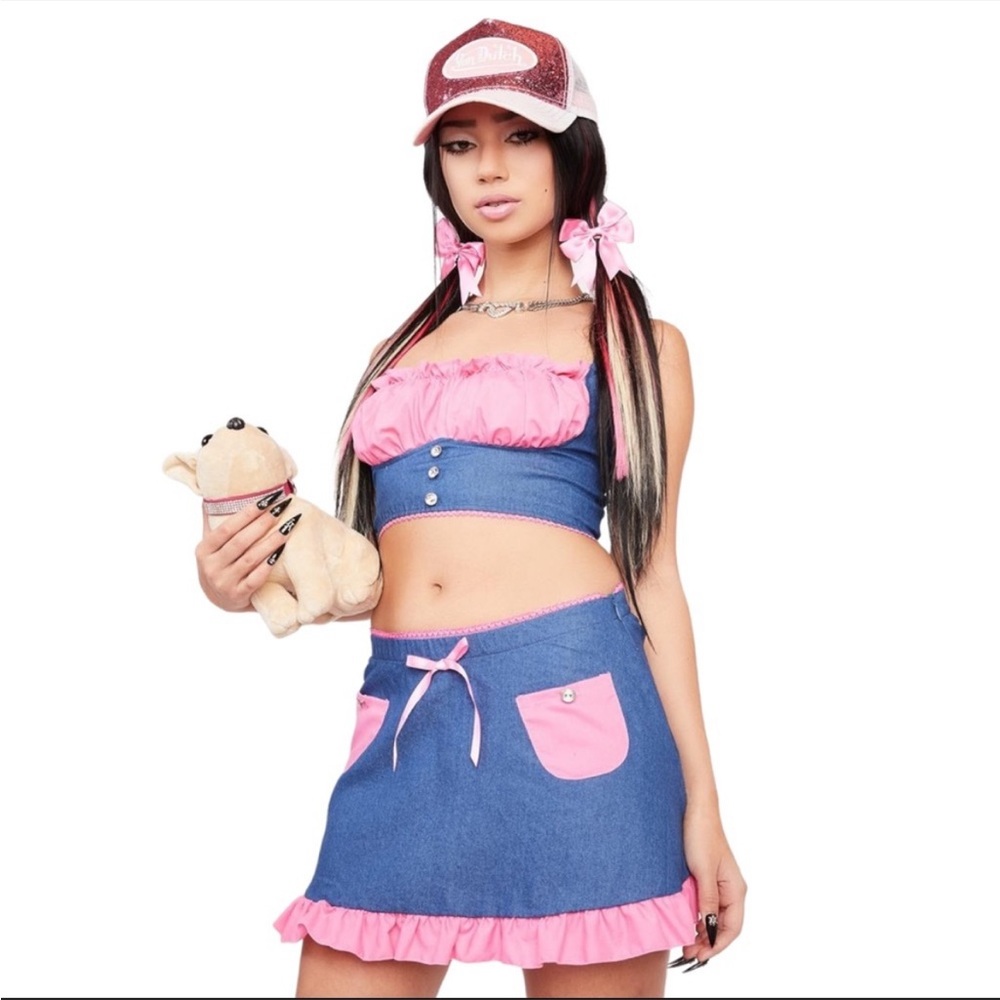 A simple life full costume